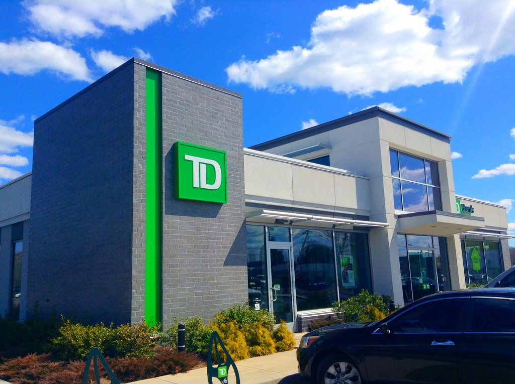 td bank hours friday